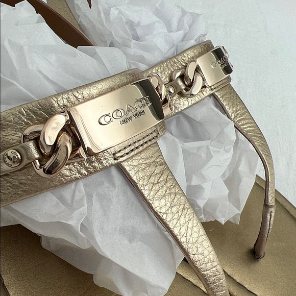 Coach Caterine Gold Leather Chainlink Sandals 7.5 - Picture 3 of 13